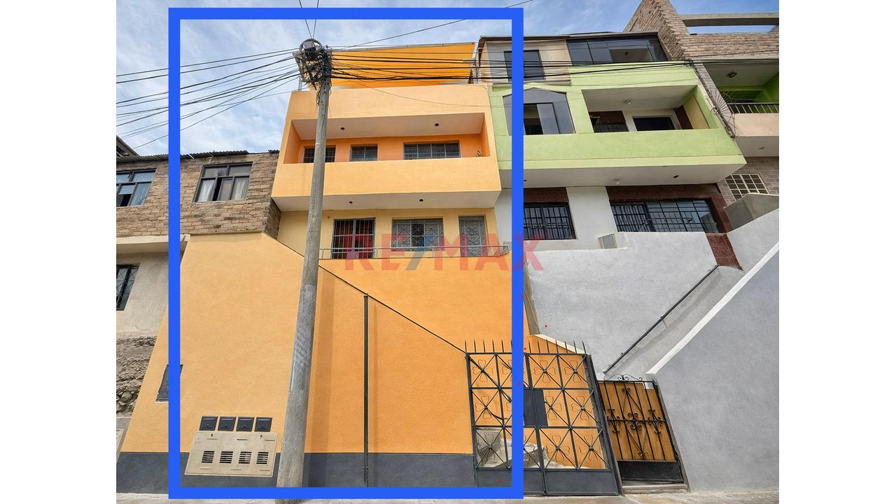 Vendo Casa De 4 Pisos + Azotea Ideal Para Generar Ingresos En Santa Anita - 1