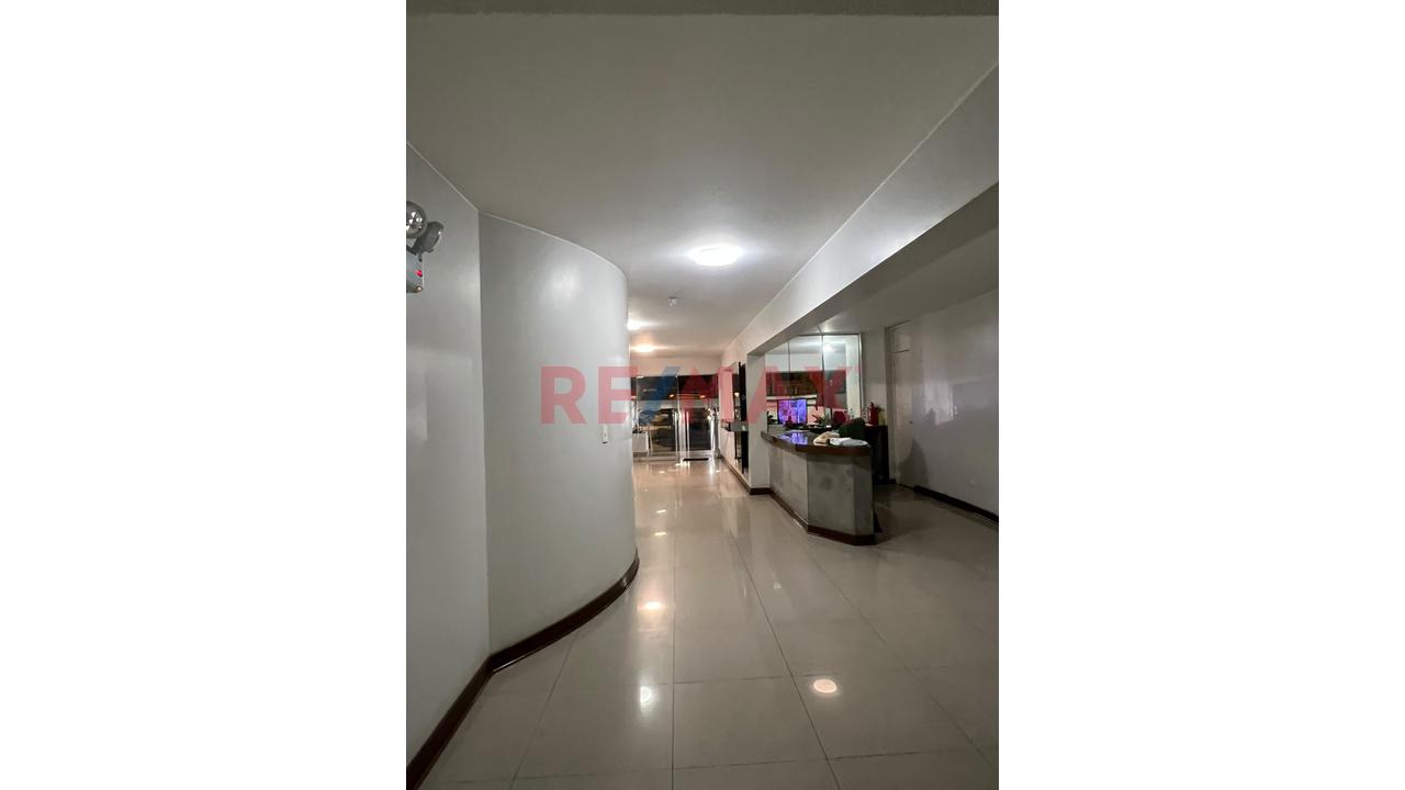 Flat De 104 M² Con Doble Estacionamiento Y Depósito - 16