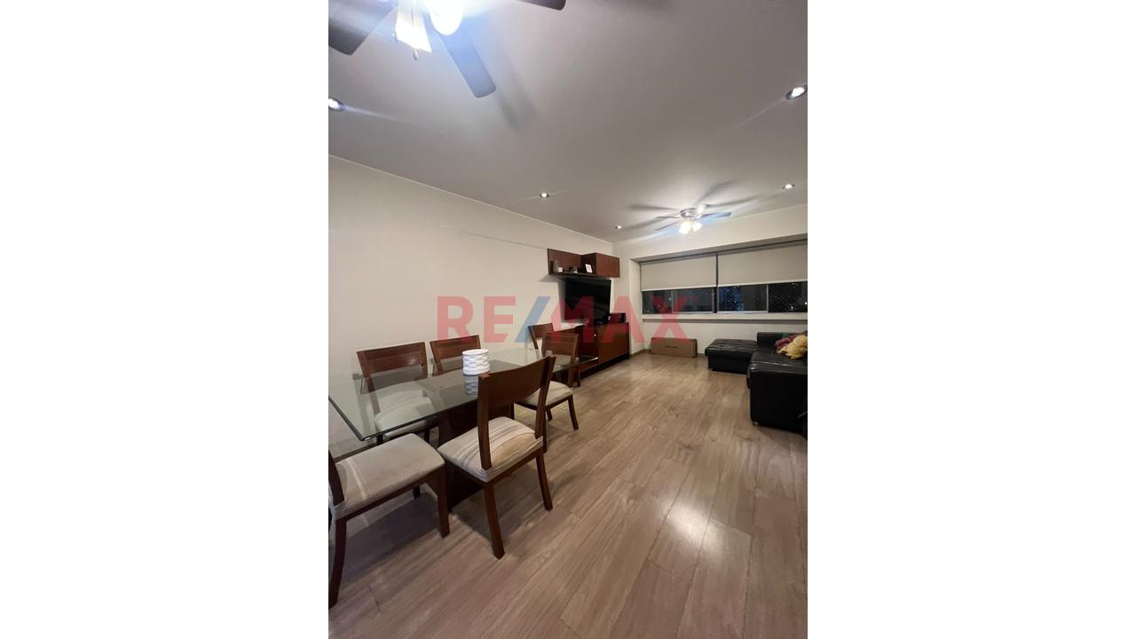 Flat De 104 M² Con Doble Estacionamiento Y Depósito — foto 3