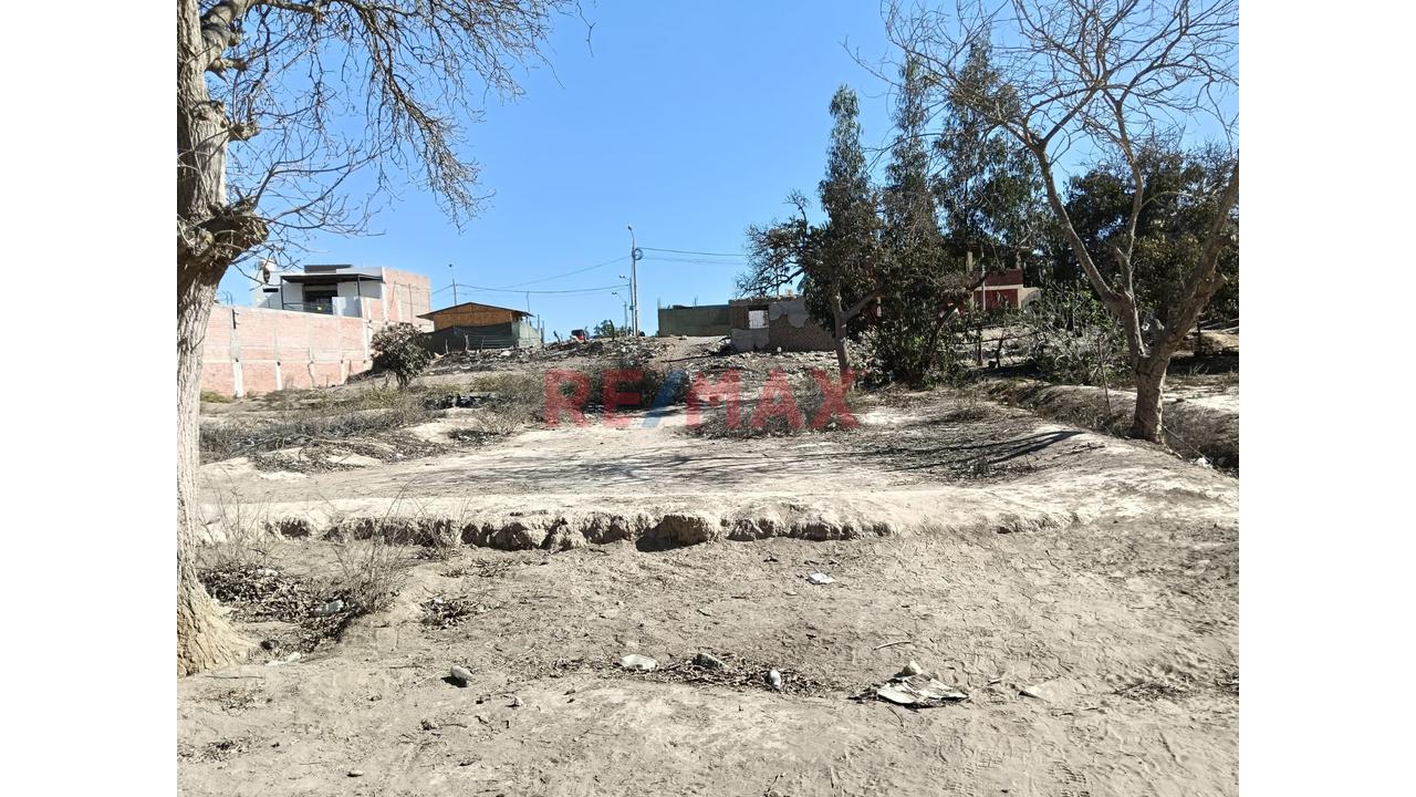 Terreno Amplio Y Centrico En Comatrana - 2