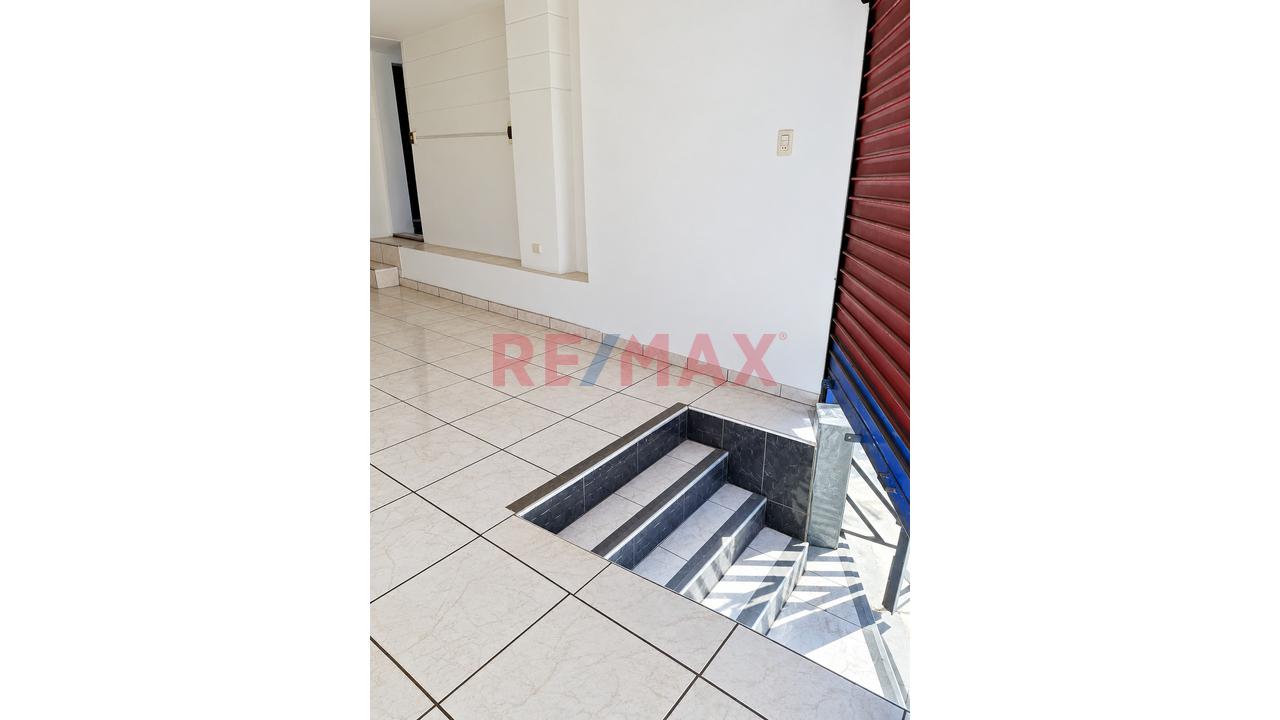 Alquiler De Local Comercial En Alameda De Tingo - 5