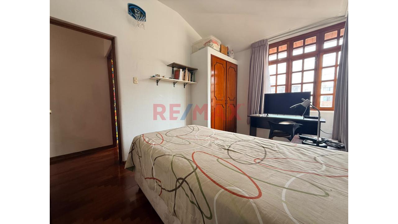 Venta De Casa 2 Pisos At 176M2 Ac 157M2 3D 3B Los Cedros Chorrillos - $280,000 — foto 5