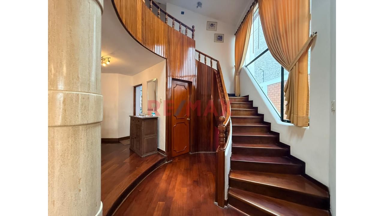 Venta De Casa 2 Pisos At 176M2 Ac 157M2 3D 3B Los Cedros Chorrillos - $280,000 — foto 3
