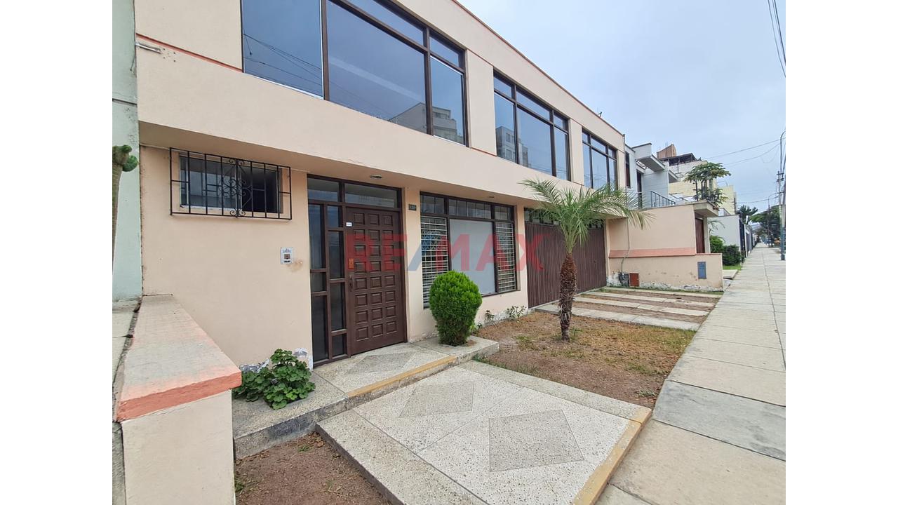 Alquiler Casa/Oficina En San Borja - 1