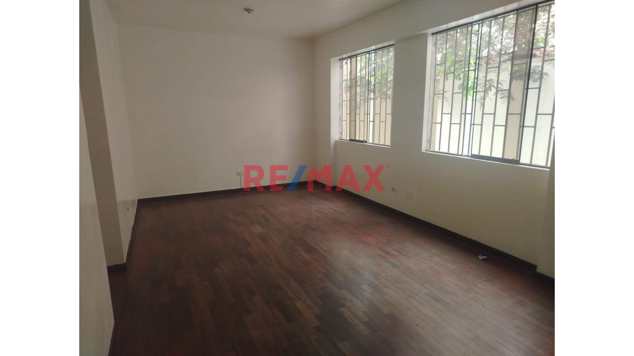 🏢💝 Gran Oportunidad En Santa Catalina - La Victoria, Venta De Departamento Con Excelente Ubicación 🍀⭐ - 1