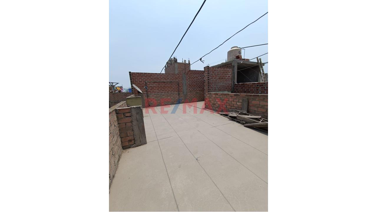 🏡 ¡Casa De 3 Pisos Frente A Parque En Carabayllo! 🌳 - 16