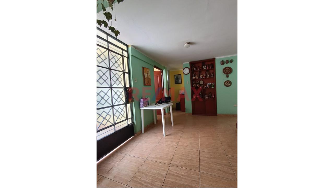 🏡 ¡Casa De 3 Pisos Frente A Parque En Carabayllo! 🌳 — foto 9