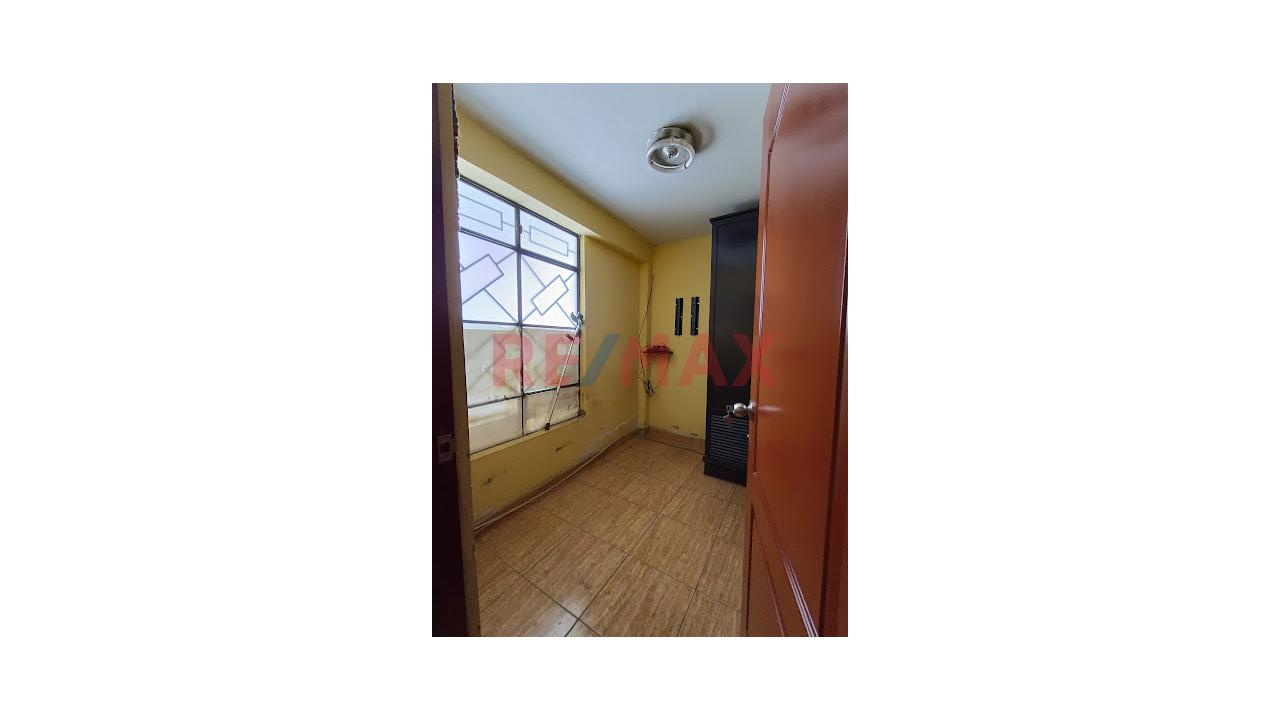 🏡 ¡Casa De 3 Pisos Frente A Parque En Carabayllo! 🌳 — foto 7