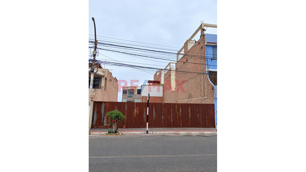 Alquiler De Terreno Comercial En Urb. Villa Del Mar – Ilo ✨🏢 - 1