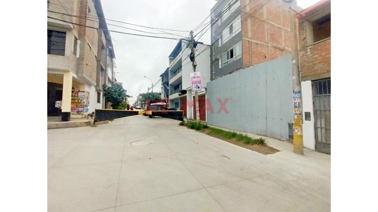 Terreno En Venta - 4
