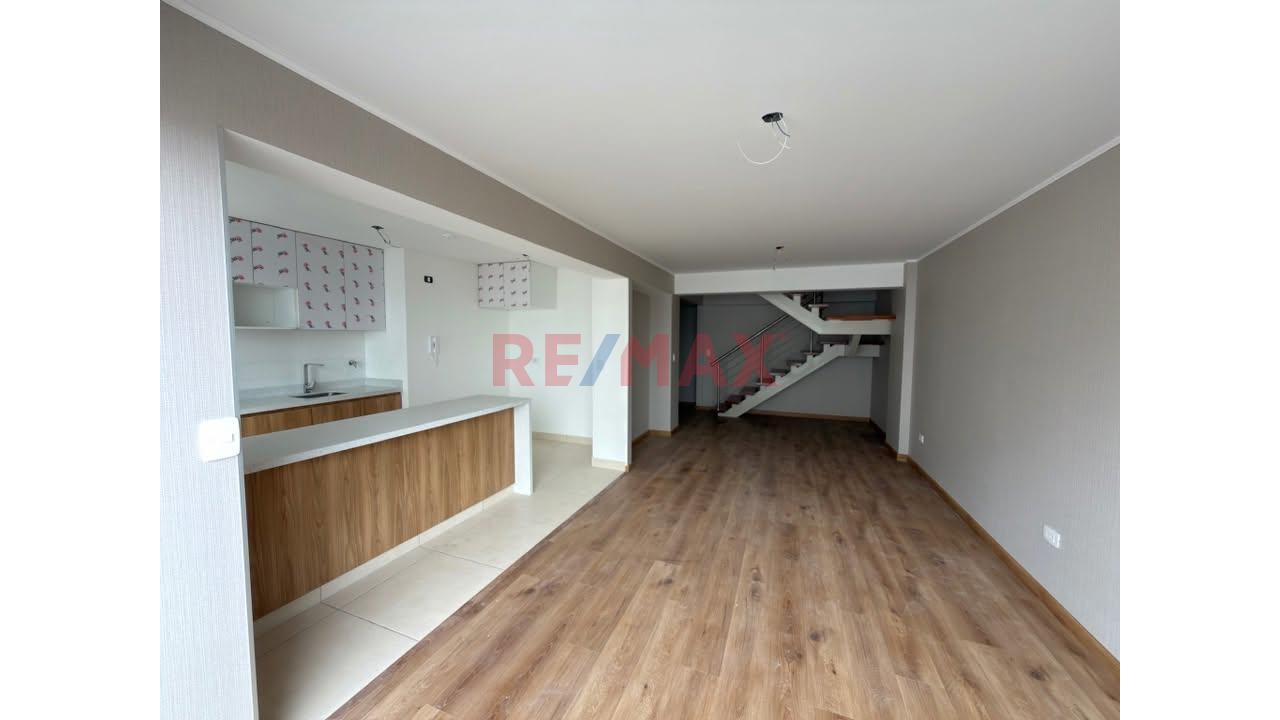 Departamento Duplex En Venta - 6