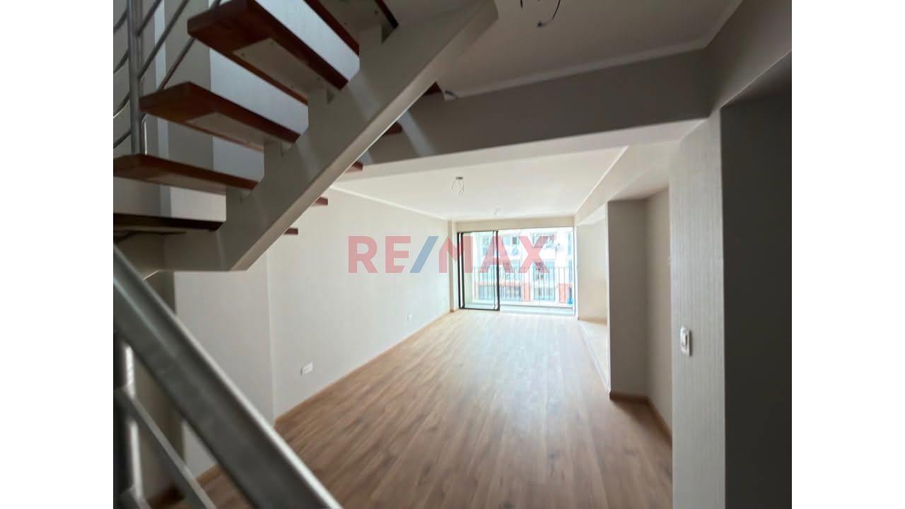 Departamento Duplex En Venta - 12