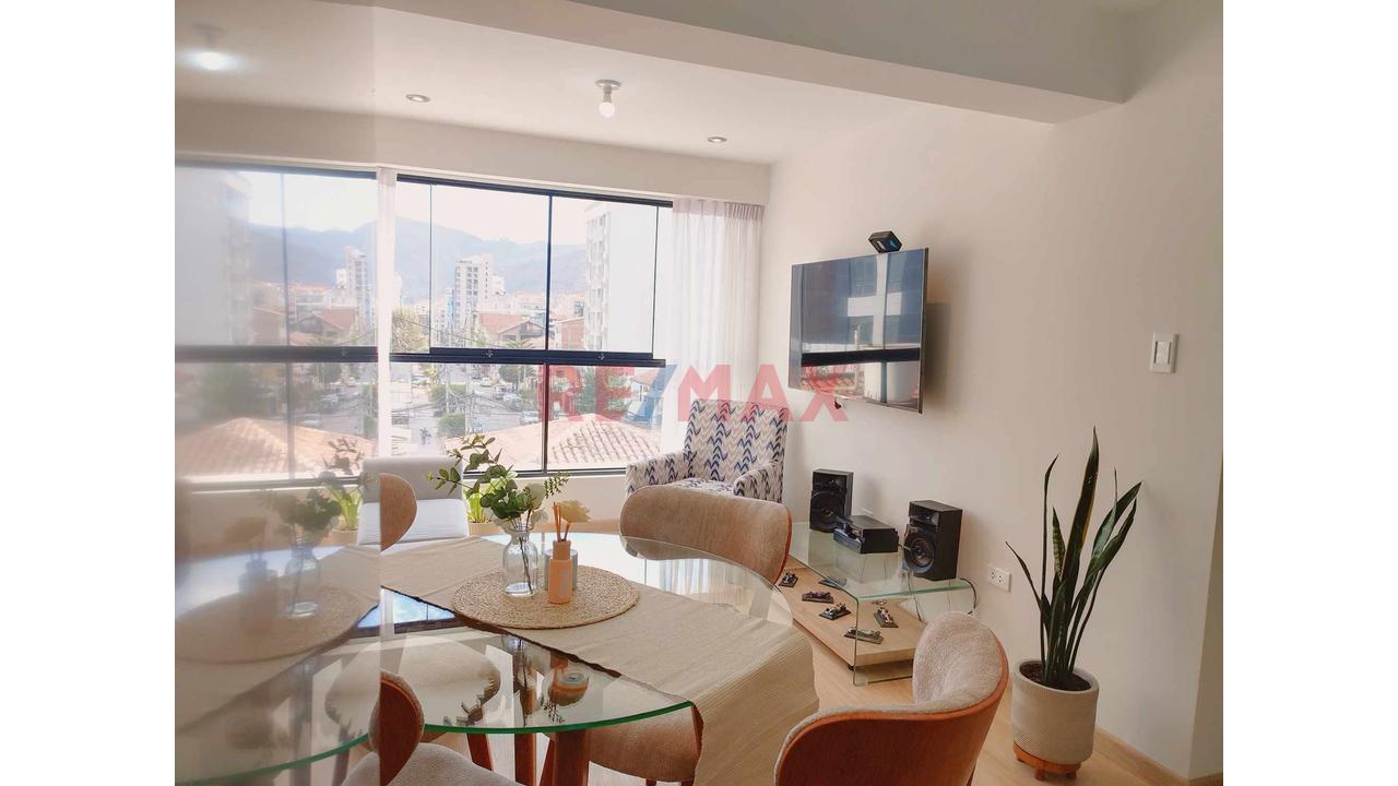 Departamento En Venta - Av. Collayuyo Recta Del Real Plaza - 2
