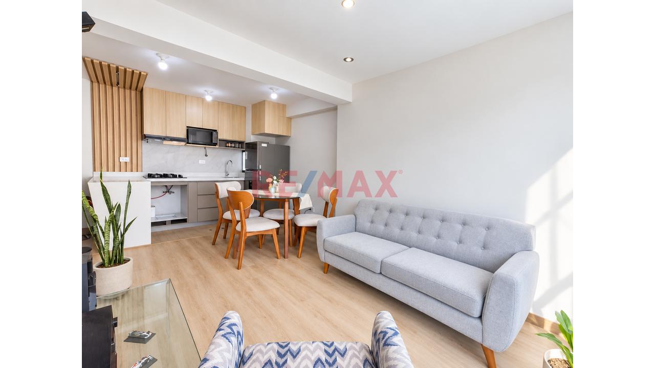 Departamento En Venta - Av. Collayuyo Recta Del Real Plaza - 1