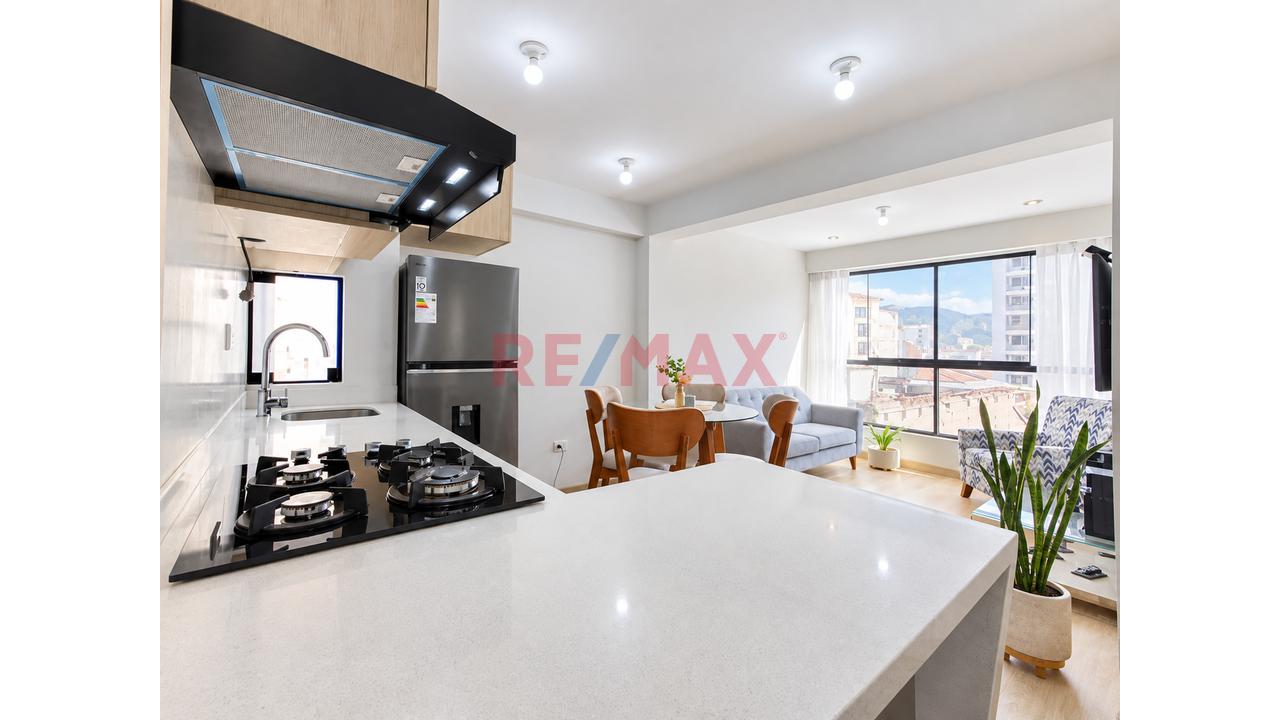 Departamento En Venta - Av. Collayuyo Recta Del Real Plaza - 5
