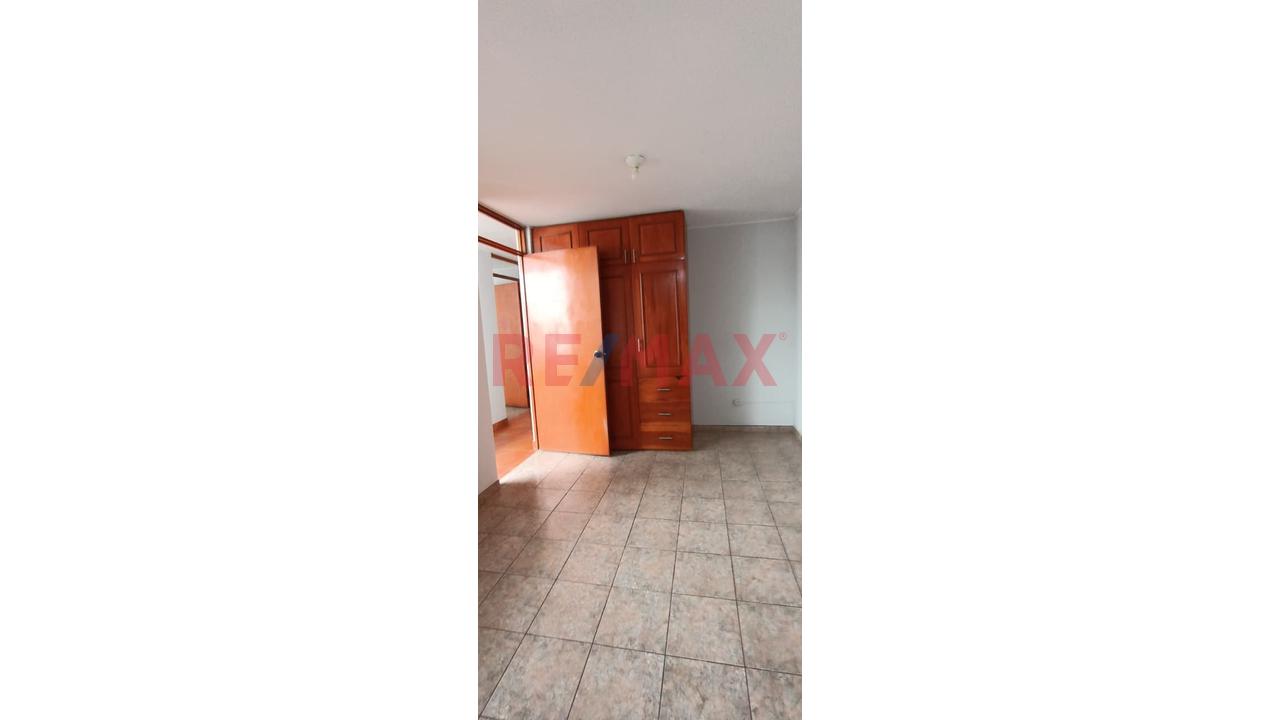Alquiler De Departamento En Primer Piso Con Cochera Frente A Parque – Urbanización Puente Blanco, Ica - 8