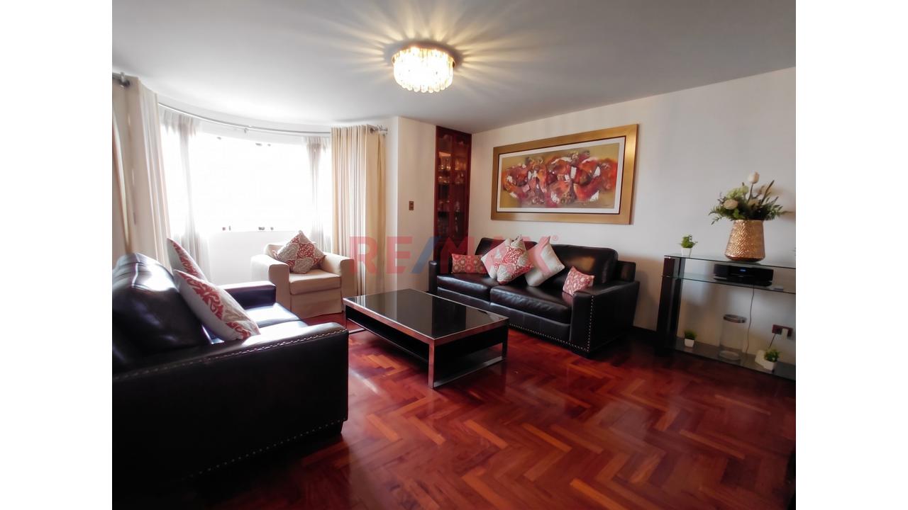 Venta De Amplio Departamento Duplex En San Borja – Av. Velasco Astete Cerca Al Pentagonito + Estacionamiento - 2