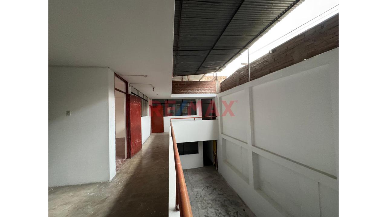 Venta Local - 21