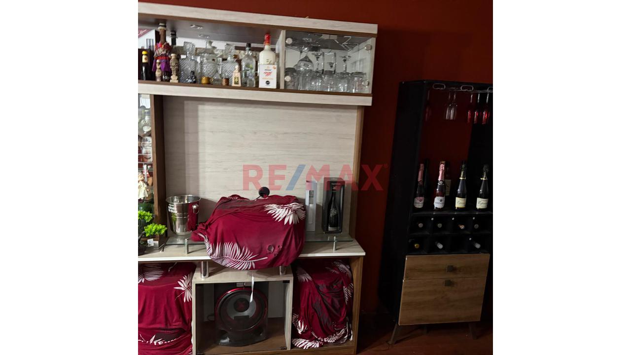 Vendo Casa En Esquina, Zona Mas Comercial De Chorrillos - 6