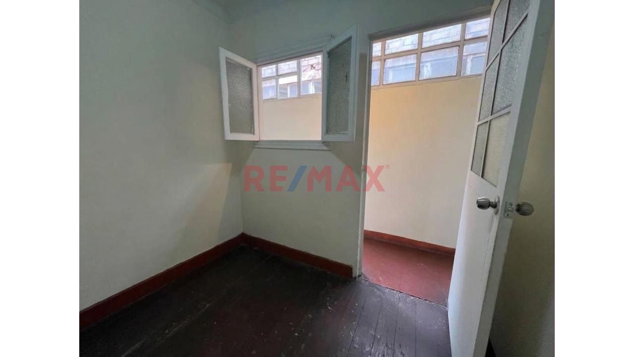 Venta De Departamento De 95 Mts Con Ingreso Independiente — Cercado De Lima - 14