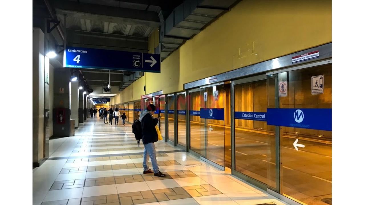 Venta De Departamento De 95 Mts Con Ingreso Independiente — Cercado De Lima - 18
