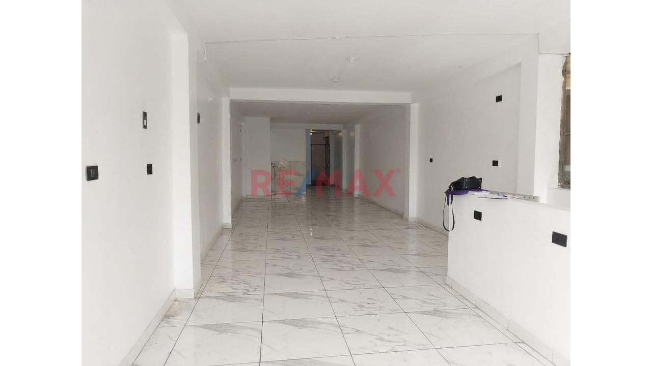 Alquiler De Local Comercial Amplio Y Funcional - 4