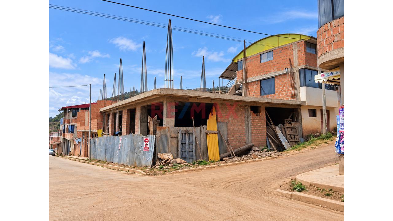 🏡✨ ¡Terreno En Esquina Con Construcción Y Doble Acceso En Cusco! — foto 4