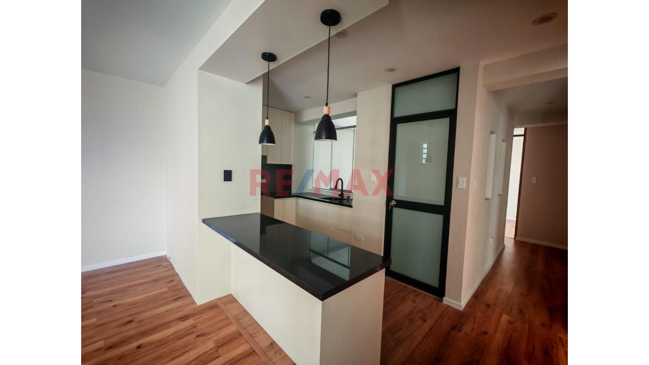 Se Vende Hermoso Departamento En Segundo Piso Con Vista A La Campiña - Huaranguillo — foto 4