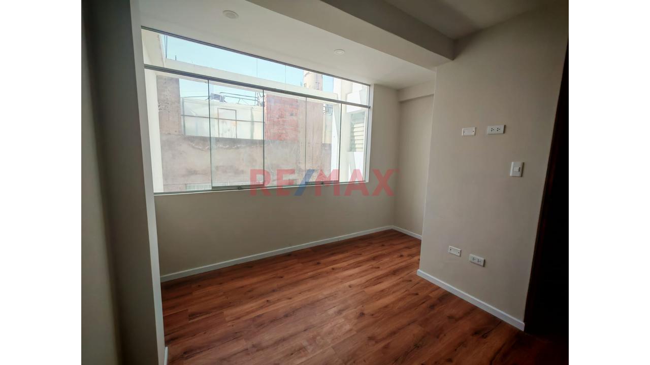 Se Vende Hermoso Departamento En Segundo Piso Con Vista A La Campiña - Huaranguillo — foto 11