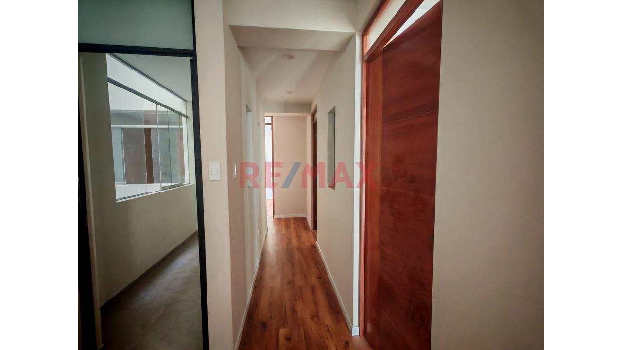 Se Vende Hermoso Departamento En Segundo Piso Con Vista A La Campiña - Huaranguillo — foto 8