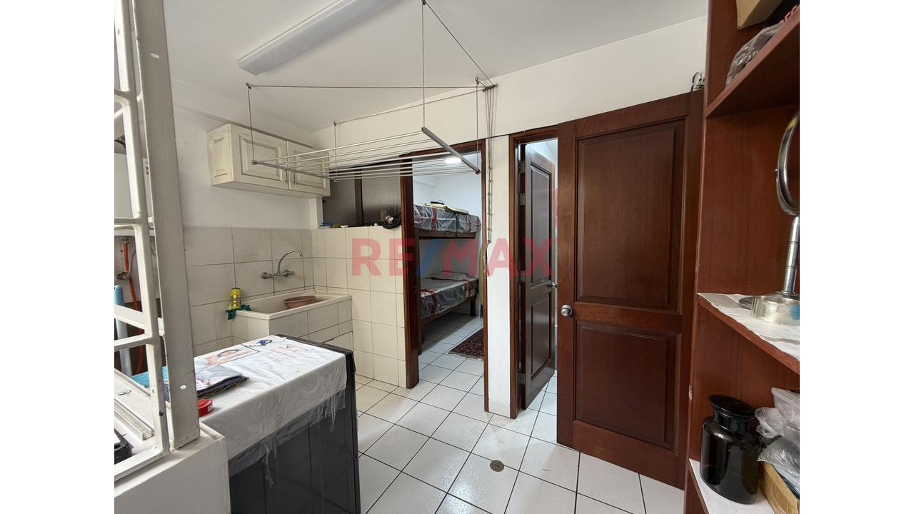 Se Alquila Departamento En Surco - 18