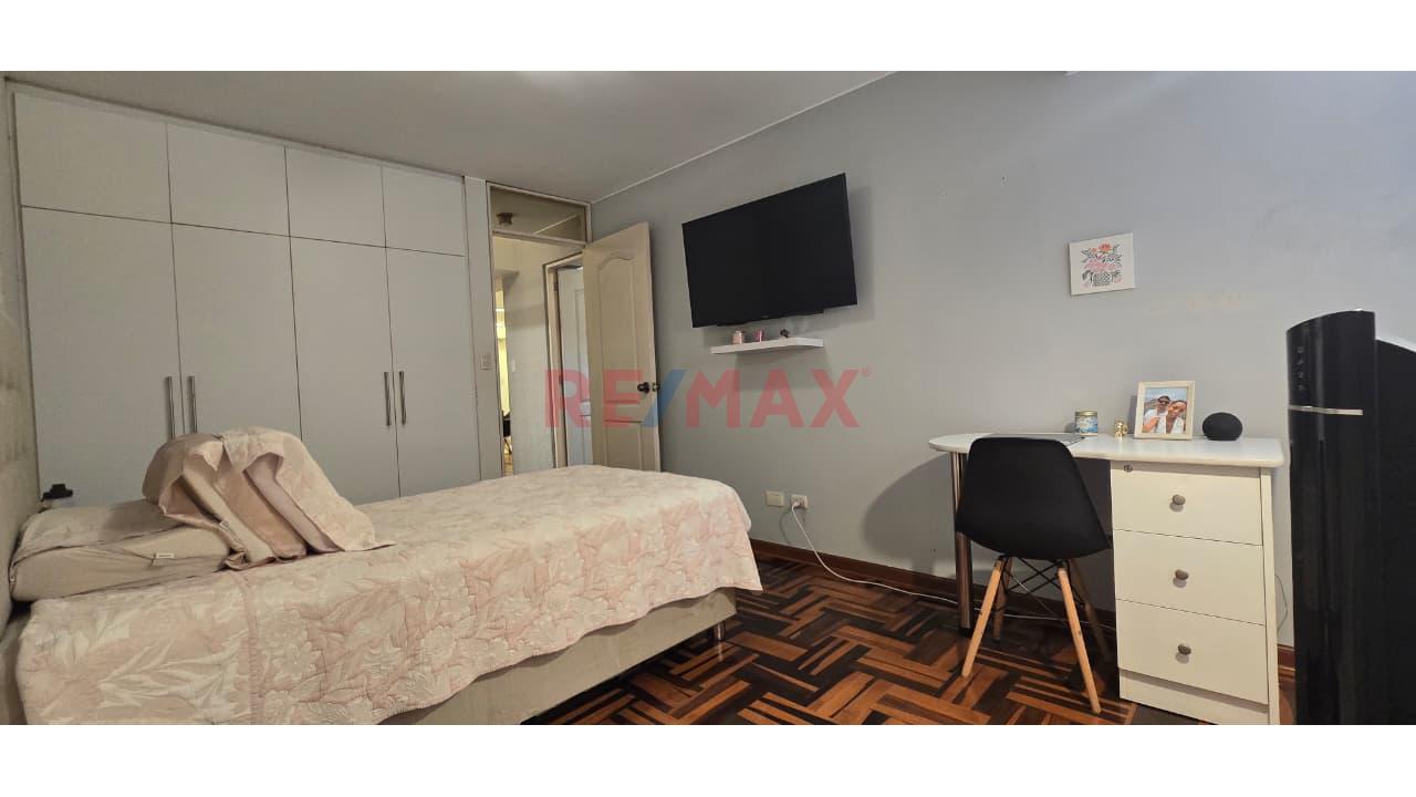 Venta De Flat: Excelente Distribución Y Conservacion - Vivienda O Inversión — foto 12