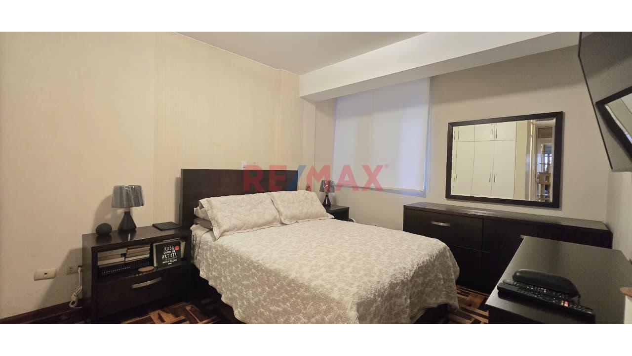 Venta De Flat: Excelente Distribución Y Conservacion - Vivienda O Inversión — foto 5