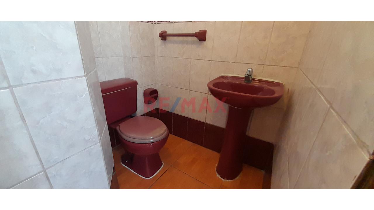 San Borja - Alquiler De Oficina - Espacio Amplio, Muy Iluminado Y Listo Para Tu Negocio. - 12