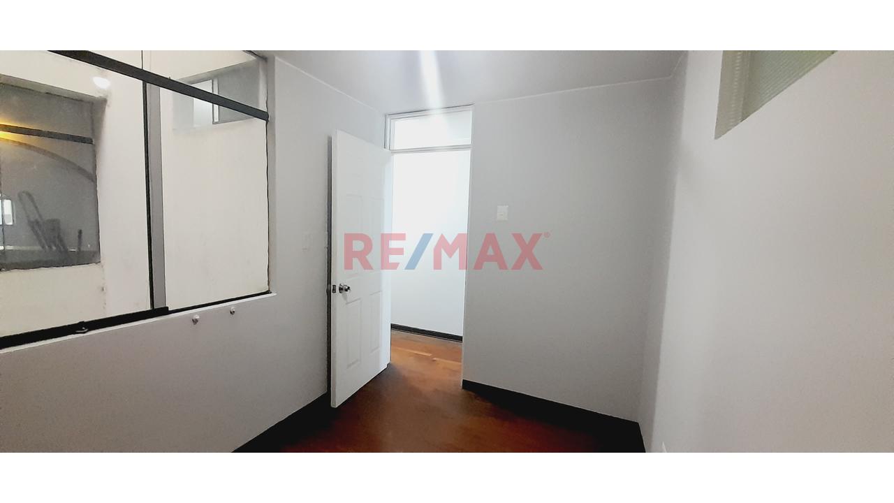 San Borja - Alquiler De Bonito Departamento — foto 9