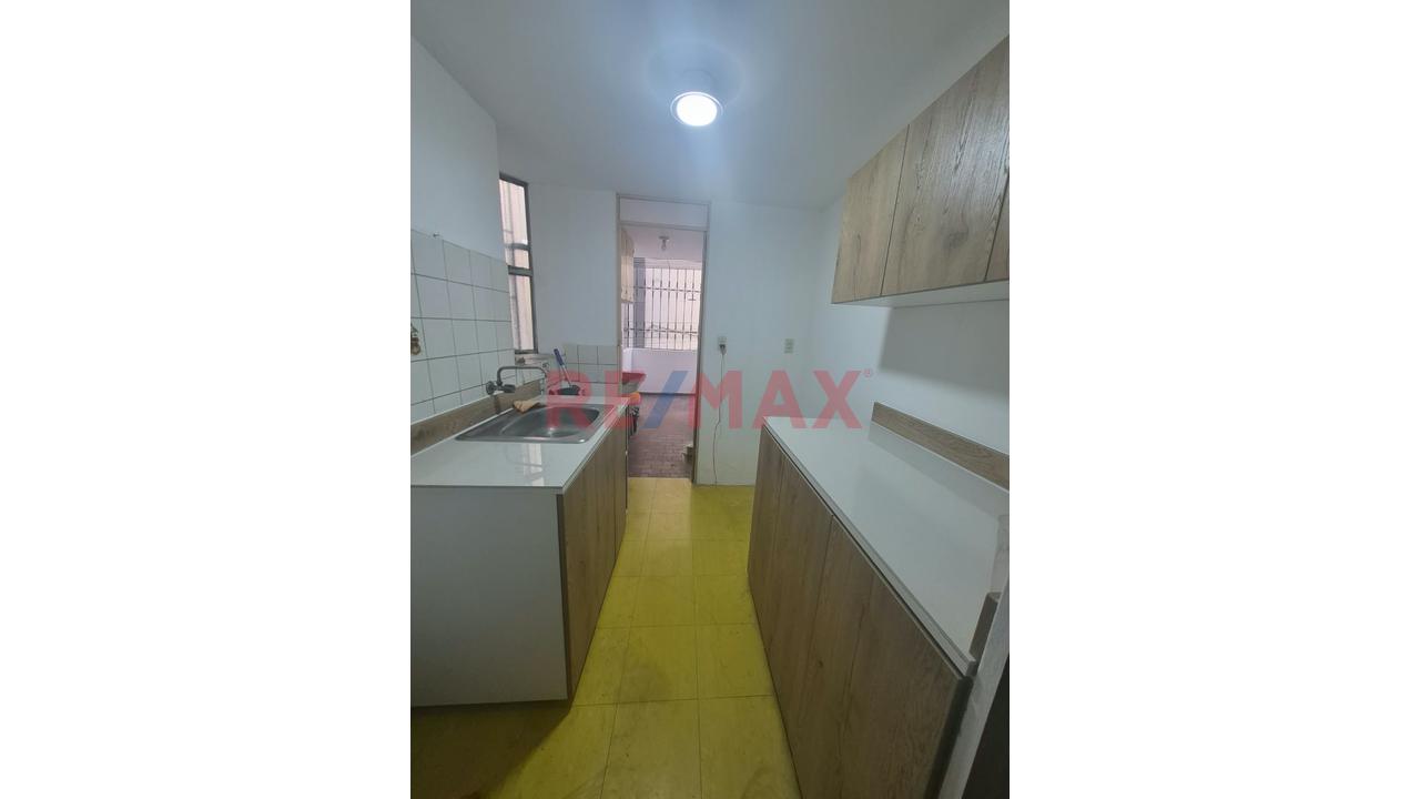 Surquillo, Los Sauces, Alquiler De Departamento De 2 Dormitorios - 2