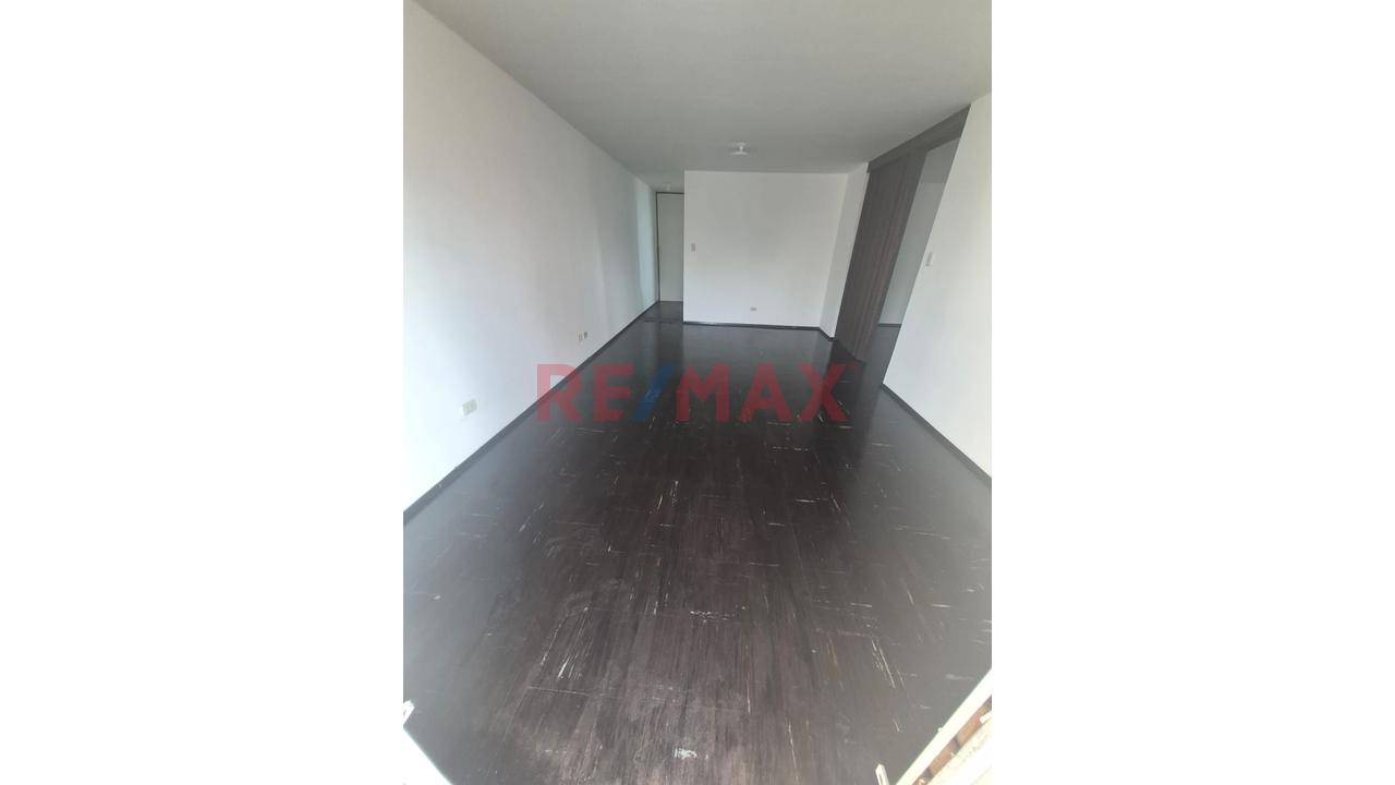 Surquillo, Los Sauces, Alquiler De Departamento De 2 Dormitorios - 11