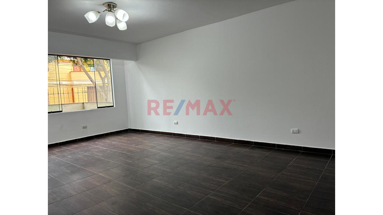 Venta De Departamento En Chorrillos - 83 M2 - 3 Dormitorios - 4