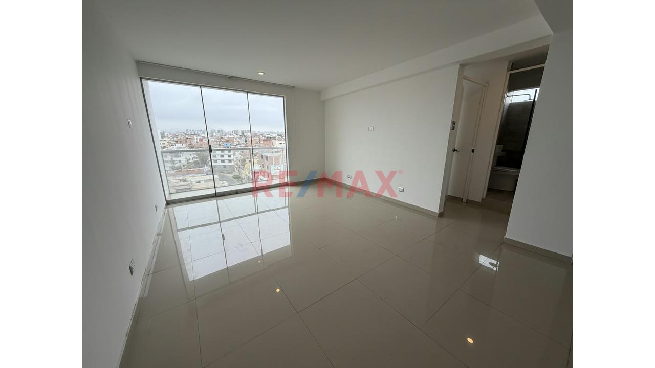 Se Vende Departamento Remodelado En Bellavista Con Balcon 8Vo Piso - 7