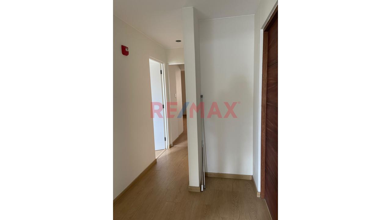 Alquiler De Departamento Semi Estreno En Cayma — foto 3