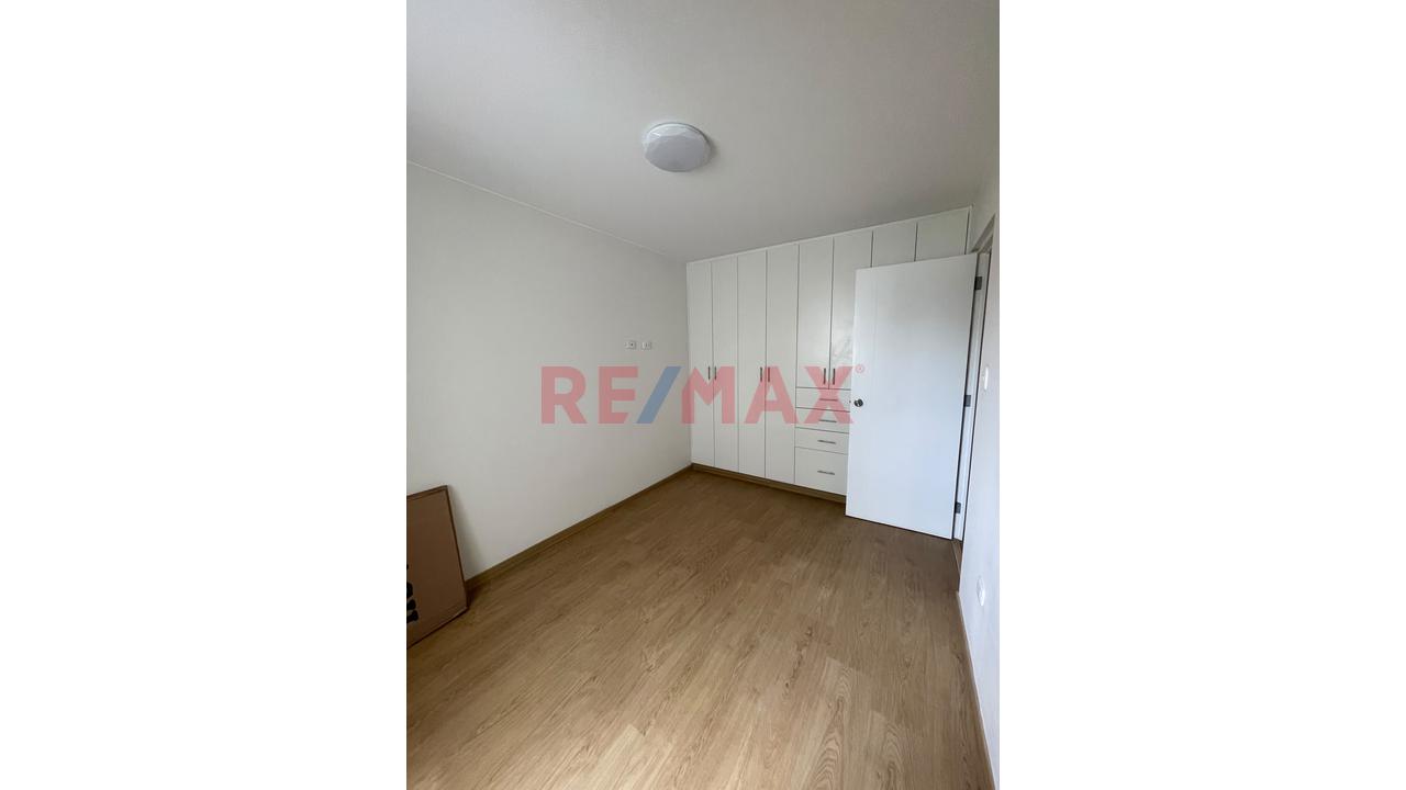 Alquiler De Departamento Semi Estreno En Cayma — foto 10