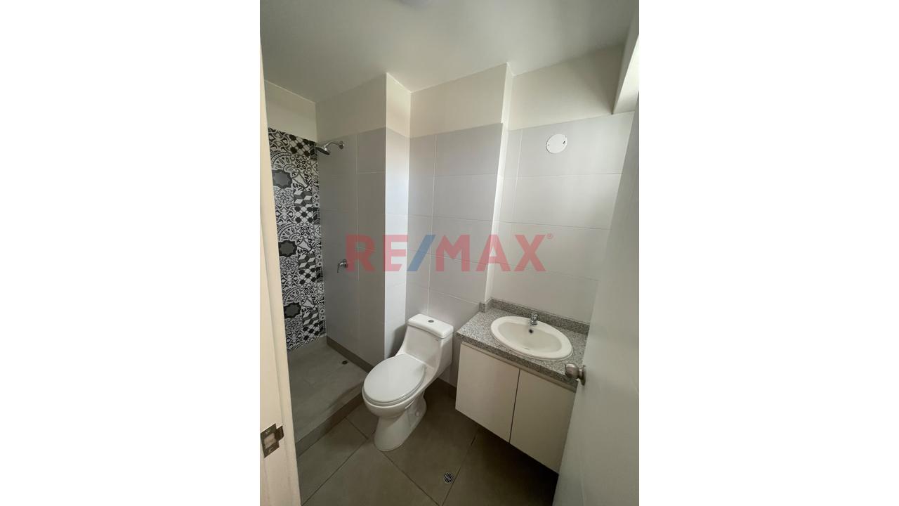 Alquiler De Departamento Semi Estreno En Cayma — foto 9