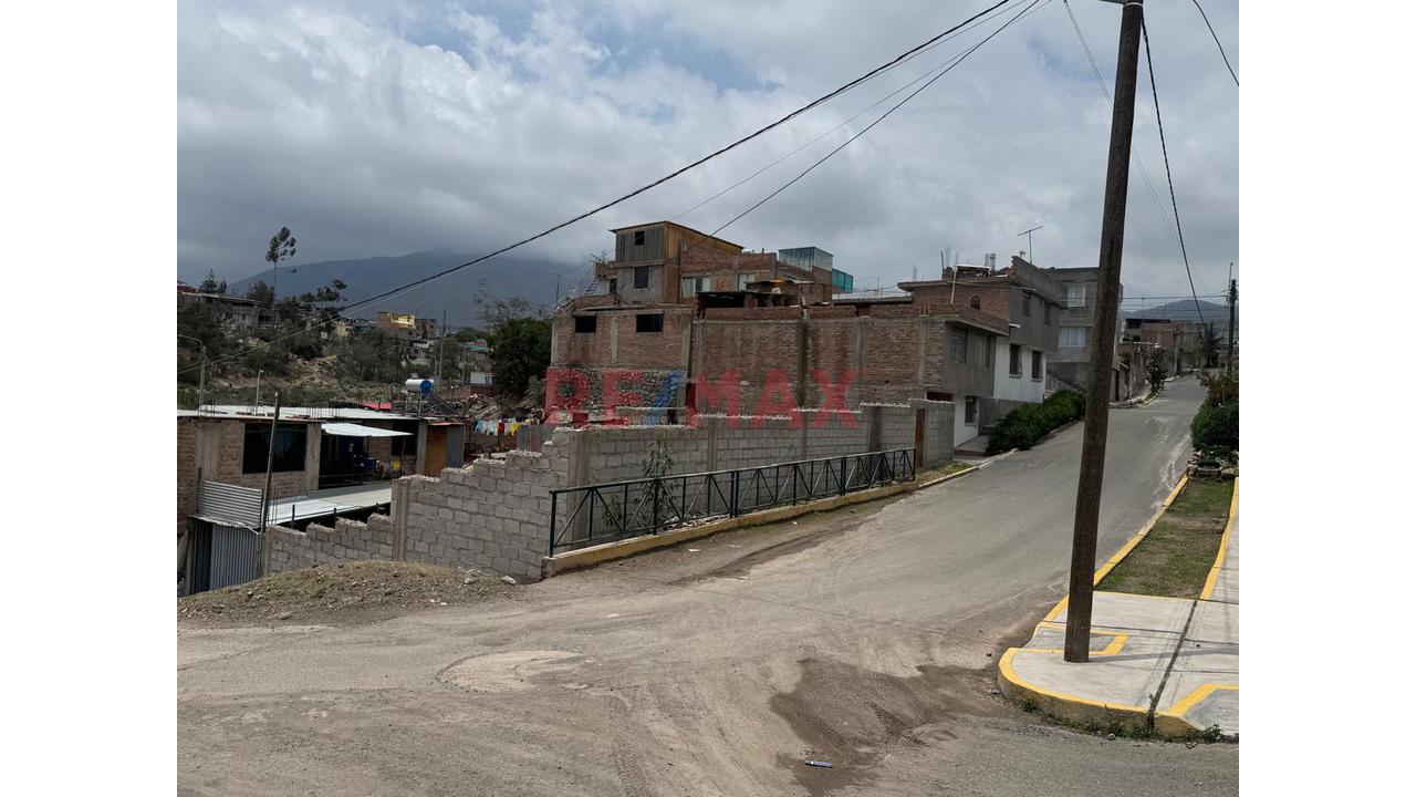 Terreno Urbano En Venta En Villa San Juan Cerro Colorado - 2