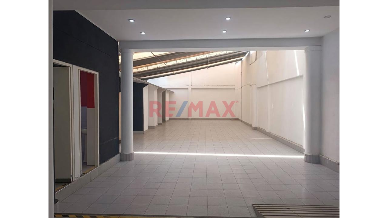 Local Comercial Estratégico Con Potencial De Crecimiento En Californa - 8