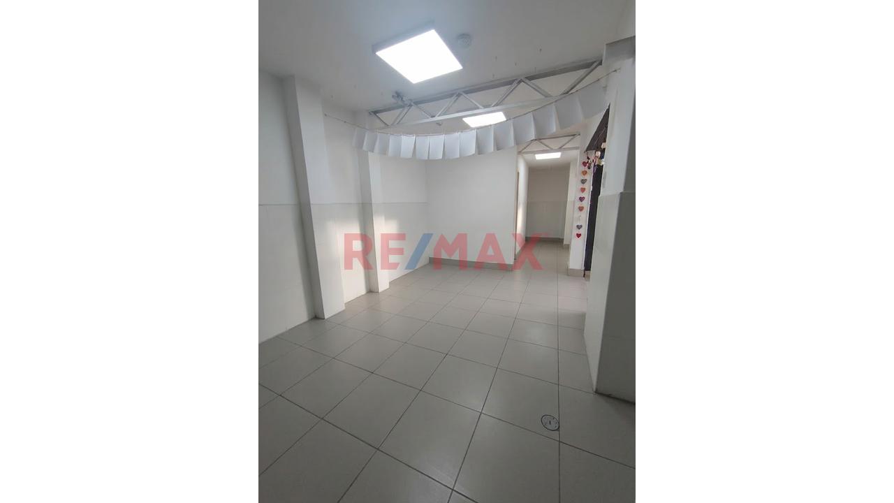 Local Comercial Estratégico Con Potencial De Crecimiento En Californa - 4