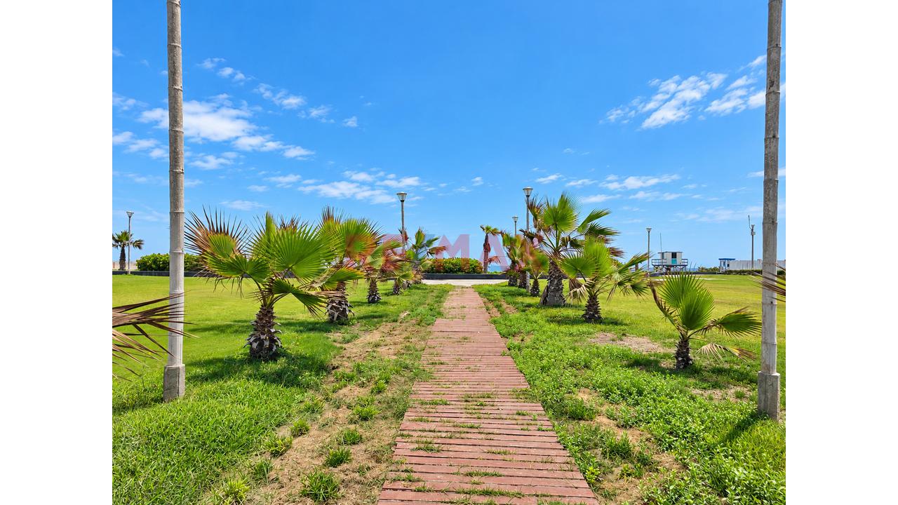 En Venta Hermoso Y Exclusivo Terreno En Asia - Frente A Laguna - Condominio Playa Coral - 4