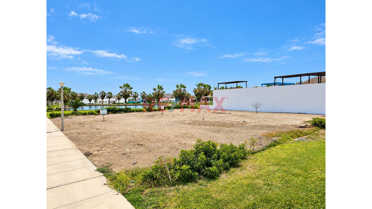 En Venta Hermoso Y Exclusivo Terreno En Asia - Frente A Laguna - Condominio Playa Coral - 11
