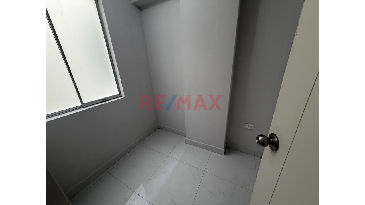 Departamento En Alquiler En La Av. Migue Grau 1080 — foto 7