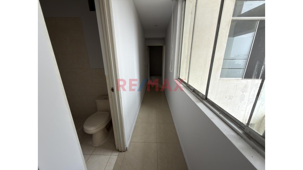 Departamento En Alquiler En La Av. Migue Grau 1080 — foto 12