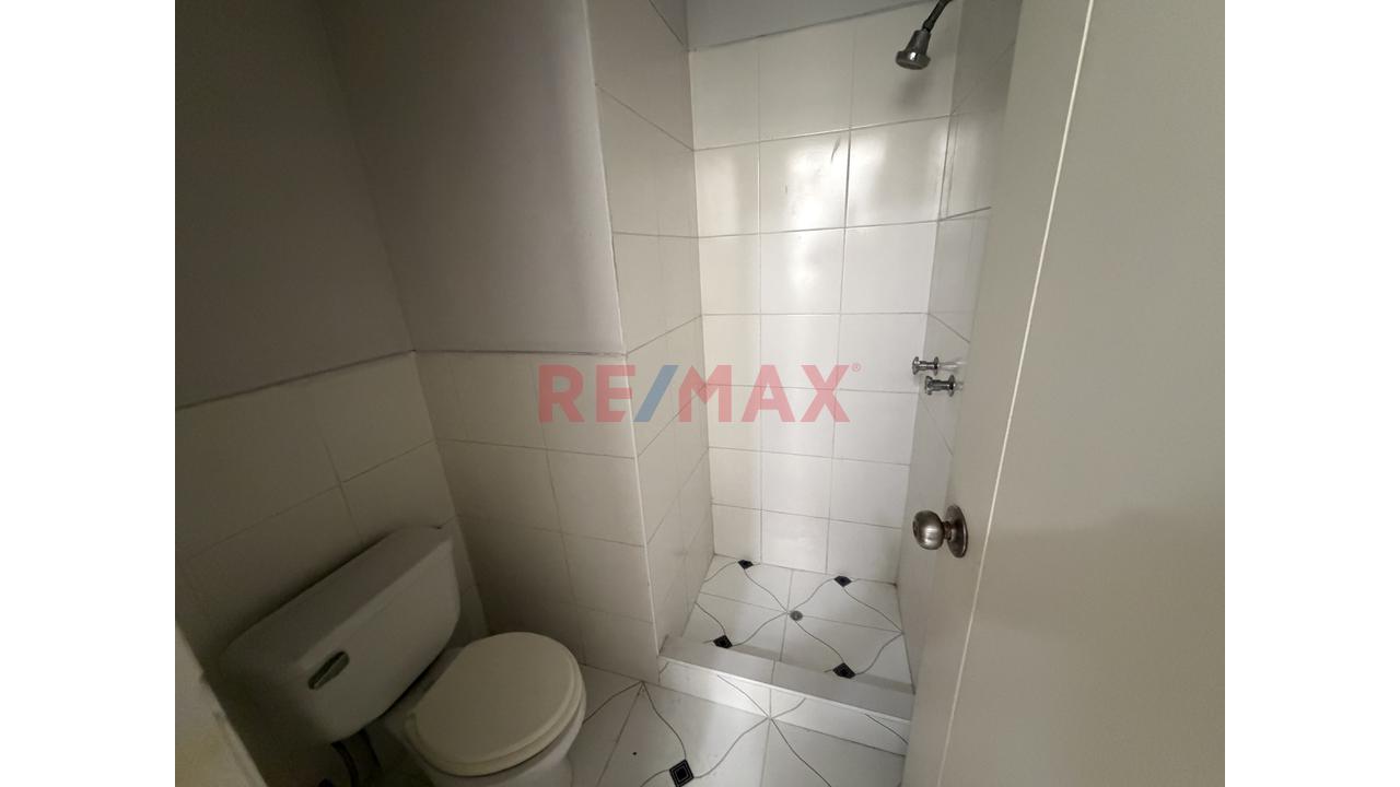 Departamento En Alquiler En La Av. Migue Grau 1080 — foto 8